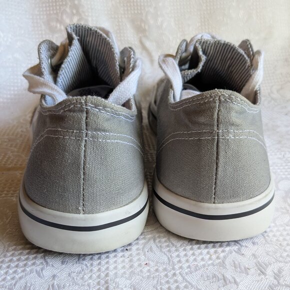 Converse Chuck Taylor Low Top Classic Gray Size 9 - Picture 5 of 10